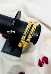 Aimpon vintage Bangle Lakshmi with Pink and Green Stone (Set of 2)