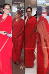 Chilli red - Paavai khadi small thread border Actress simran saree