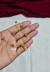 Invisible Wire Necklace β Premium Lakshmi Pendant white / Red / Green