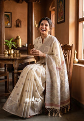 Ivory Cream - Muslin Silk with Kantha Stich Weaving Pallu and Border with Buttas - Perfect for Office Wear