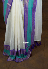 (PRE-BOOKING) Creamy Ivory - Soft Mul cotton with Plain body and Mayil Border - Perfect for Festive Wear