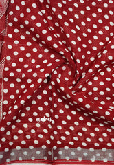 Dark Red - Soft linen cotton with triangle prints