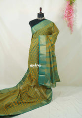 Green with Yellowish Orange - Classic Kanchi Cotton Kandangi Checks Zari Border without Blouse - Best for Temple Visit