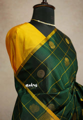 Deep green - Hamsavalli – Soft Silk Elegance rudraksham mayil kattam boy