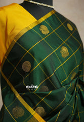 Deep green - Hamsavalli – Soft Silk Elegance rudraksham mayil kattam boy