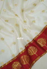 Ivory White - Kanimozhi - Soft Silk Saree Tree Zari Border with Flower Buttas - Best for Small Functions