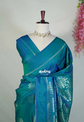 Dual Shade Teal Blue - Kanimozhi - Soft Silk with Kolam Weaving Body and Rich Pallu - Best for Pooja Functions
