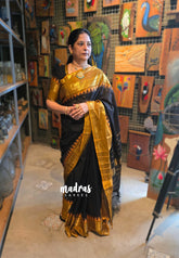 Divine Black - Karthigai Silk Cotton Rettapetta and Classic Temple Border - Best for Gifting / Temple visit / small function