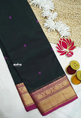 Karthigai silk cotton bavanji floral border - Black