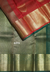 Chilli Red - Kumudavalli - Pure Kanchivaram Wedding Bridal Silk Saree Vaira Oosi Zari Weaving with Peacock Buttas - Perfect for Wedding Functions