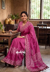 Berry Pink - Pragathi - Linen Cotton Saree with Checked Border - Perfect for Office Wear | Summer Wear | Casual Wear