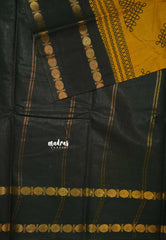 Temple turmeric - Subbulakshmi – Madras Margazhi Special Sungudi Cotton with kolam body rudraksham border