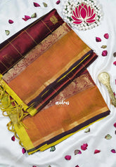 Arakku Maroon - Meenakshi - Light Weight Pure Silk Cotton Saree Big Checks with Annam Skirt Border Contrast Pallu and Blouse - Perfect for Wedding Functions