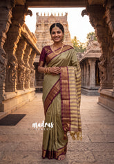 Dry Elachi Green - Sico Gadwal Semi Silk Bird Border - Best for Small Functions