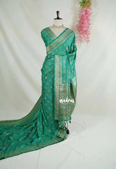 Peacock Green - Sowbhagya Gift Silk – Matka Raw Silk Saree with Rich Weaving Pallu - Best for Diwali Festive | Temple Visit