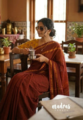 Brick Brown - Subbulakshmi - Sungudi 100 Count Plain Saree with Rettapetta Peacock Border with Blouse Combo - Best for Casual Wear | Summer Wear | School | College | Office wear