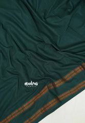 Bottle Green - Subbulakshmi - Sungudi 100 Count Plain Saree with Rettapetta Rudraksham Border with Blouse Combo - Best for Casual Wear | Summer Wear | Temple visit