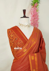 Earthy Brown - Subbulakshmi - Sungudi 100 Count Plain Saree with Peacock Border with Blouse Combo - Best for Casual Wear | Summer Wear | Temple visit