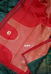 Bottle Green - Thendral - Kanchi Art Silk Saree with Traditional Dancer Border and Buttas - Perfect for Wedding Functions