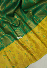 Classic Green - Thendral - Kanchi Semi Silk Saree Zari Weaving with Nature Seen Border - Perfect for Wedding Functions