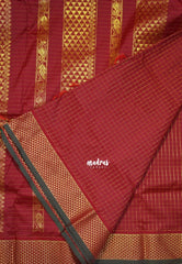 Reddish Maroon - 9 yards Gadwal Silk Cotton Saree Muthukattam with Zari Border - Best for Small Functions