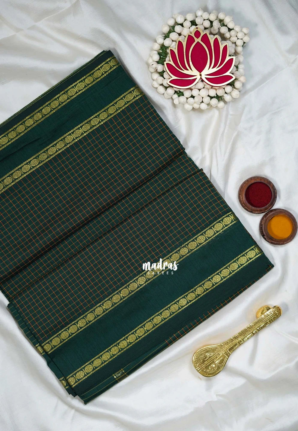 Bottle Green - 9 yards Gadwal Silk Cotton  Madisar Saree with Rettapet Rudraksham Border - Best for Casual Wear
