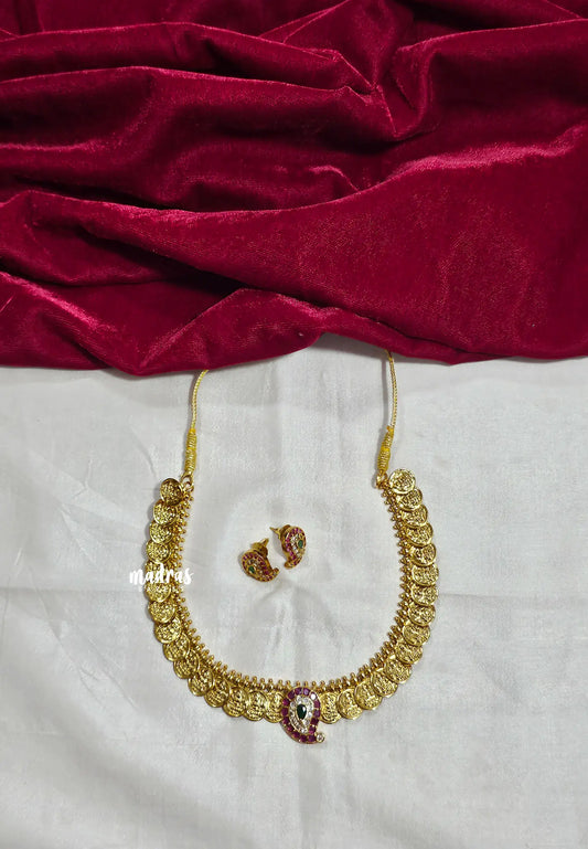 Aimpon Traditonal kaasu maalai Mango Kemp with Earrings
