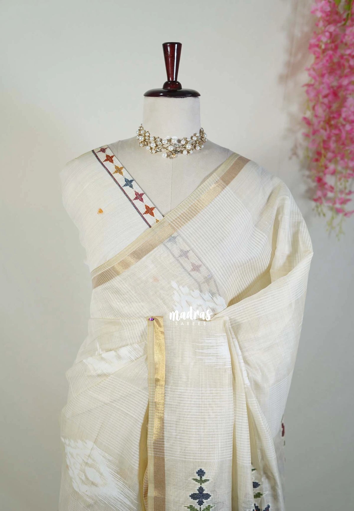 Ivory Beige - Artisan Crafted Soft Jute Linen with Ikkat Weaving Pallu - Best for Office Wear | Casual Wear