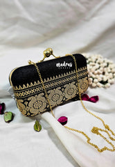MS7 - Premium Sungudi Fabric Black with Traditional Border Pin-tuck with Box Clutch for Women