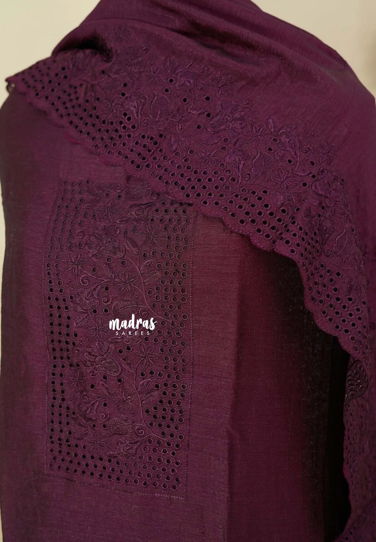 Amitha – Wine Plum Crushed semi silk hakkoba yoke and scallop dupatta with bottom