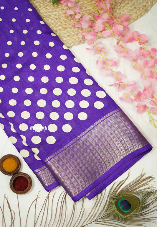 Rich printed silk with polka dots - violet purple