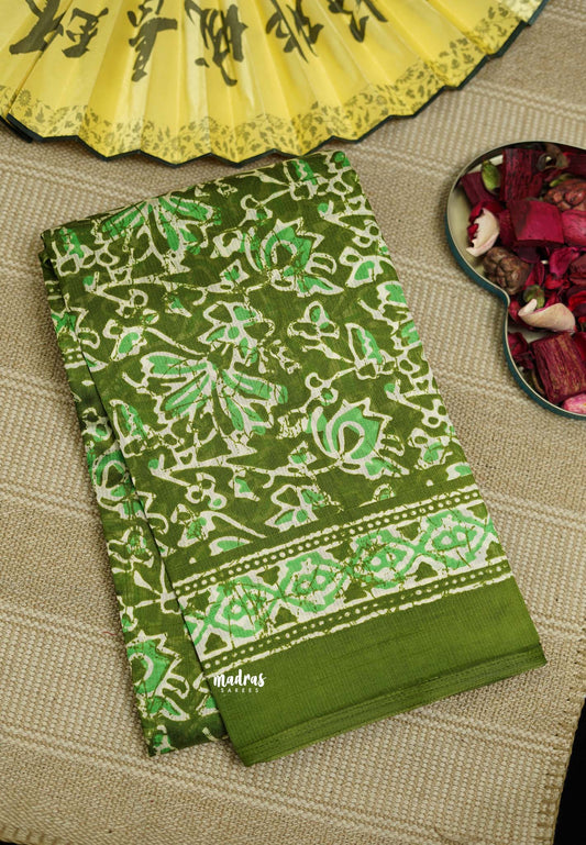 Budget Butter Silk Green Floral