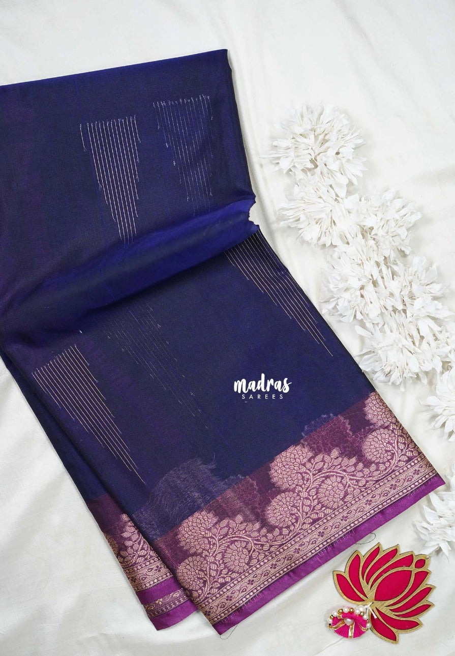 Navy Blue with Leaf - Durga - Banarasi Silk Cotton Saree with Zari Weaving with Leaf and Floral Border - Best for Temple Visit