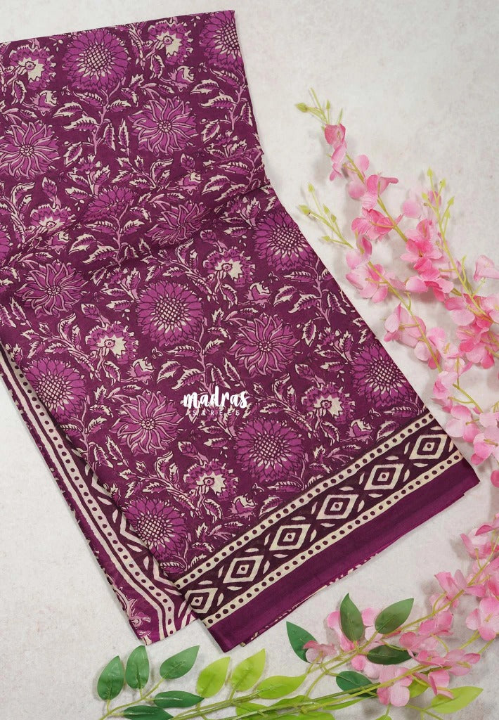 Magenta with Diamond Border - Fine Quality Pure Cotton Saree with Kalamkari Prints and Small Border - Perfect for Regular Wear | Casual Wear | Summer Wear