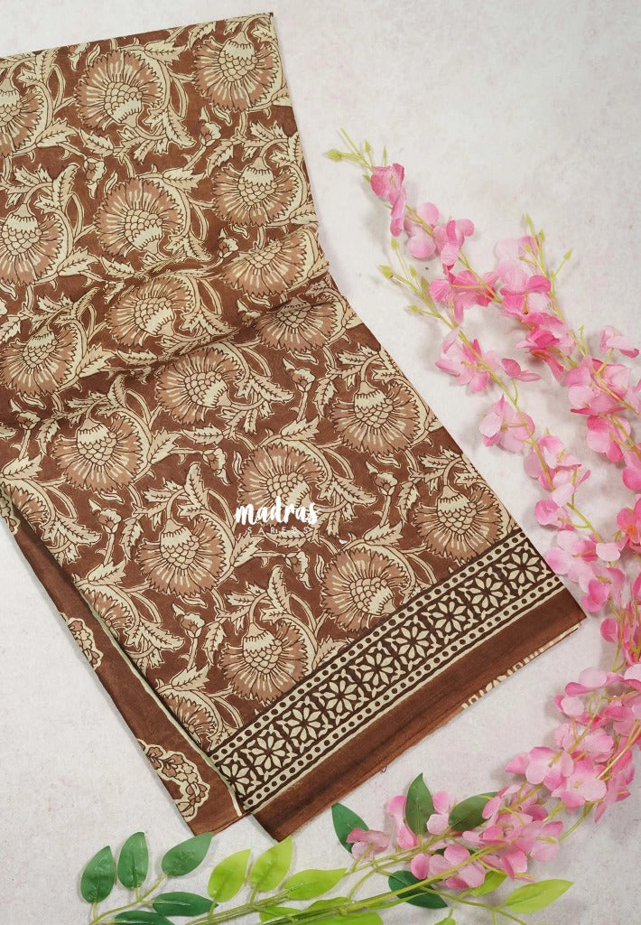 Mild Brown - Fine Quality Pure Cotton Saree with Kalamkari Prints and Small Border - Perfect for Regular Wear | Casual Wear | Summer Wear