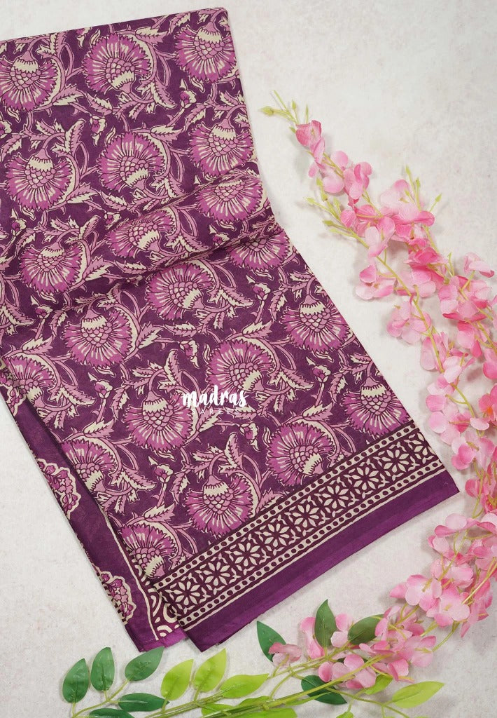Magenta - Fine Quality Pure Cotton Saree with Kalamkari Prints and Small Border - Perfect for Regular Wear | Casual Wear | Summer Wear