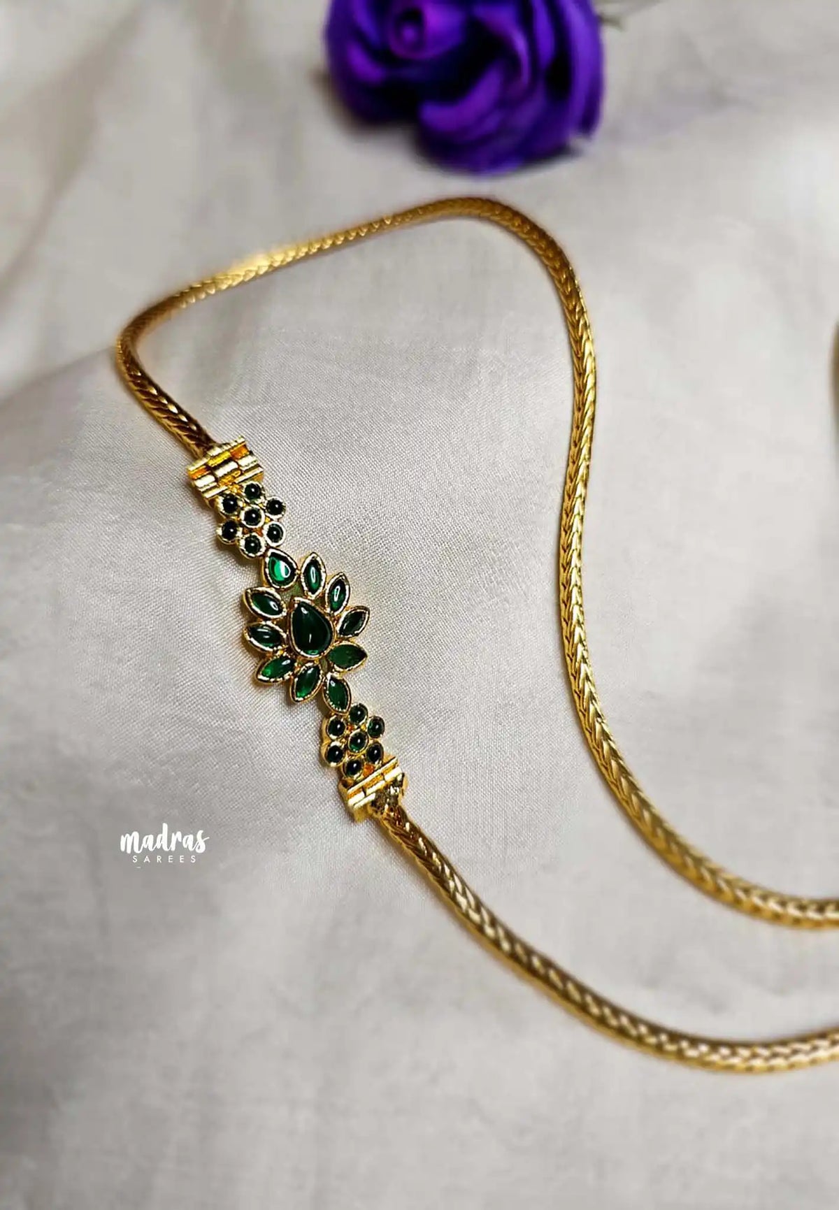 Aimpon  mugappu chain / Thali chain zircon Emerald stone Traditional Flower