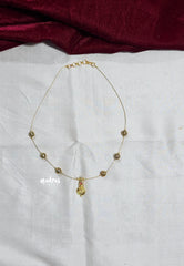 Invisible Wire Necklace – Premium Lakshmi Pendant white / Red / Green