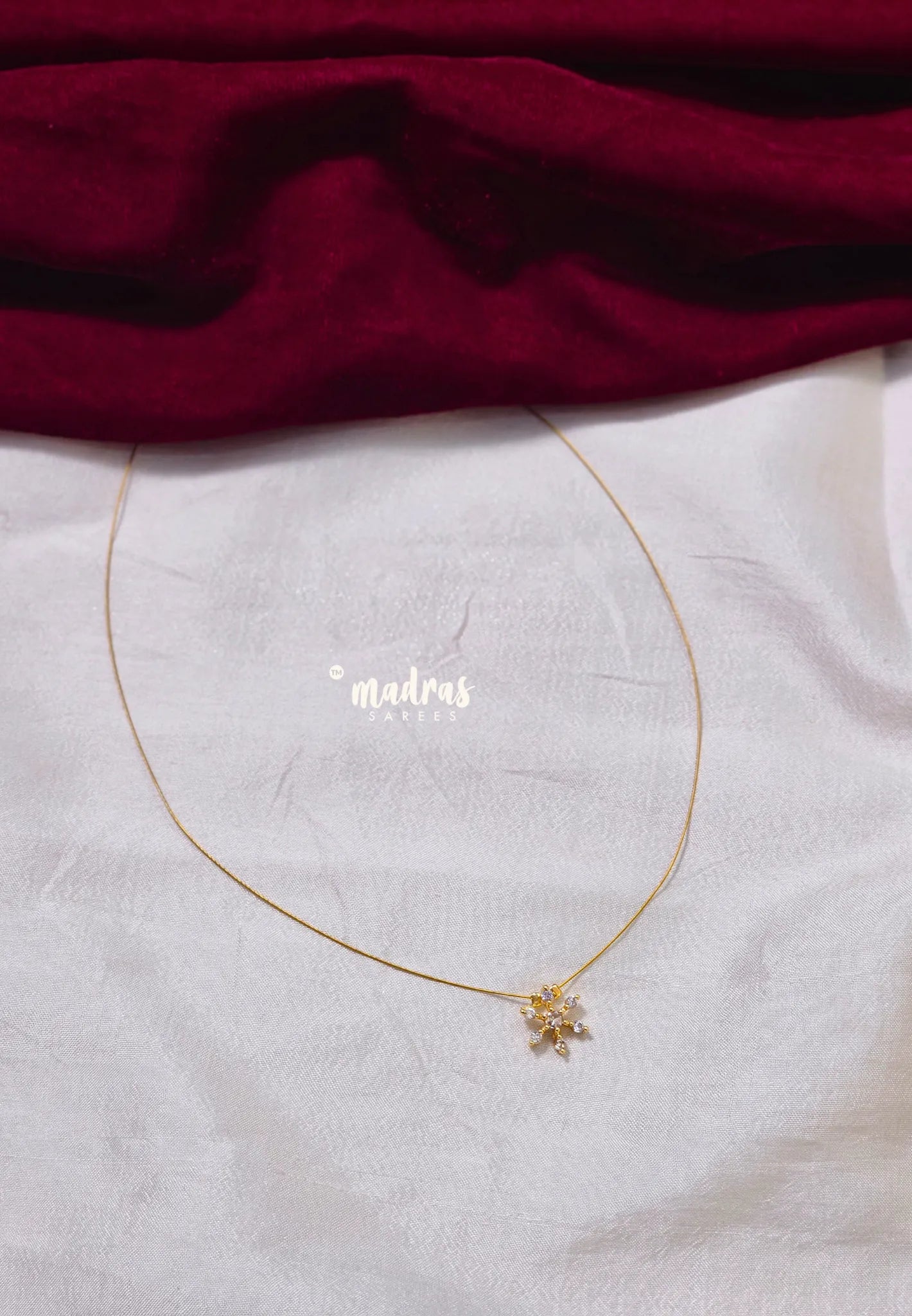 Invisible viral Wire Necklace – Premium Floating Pendant