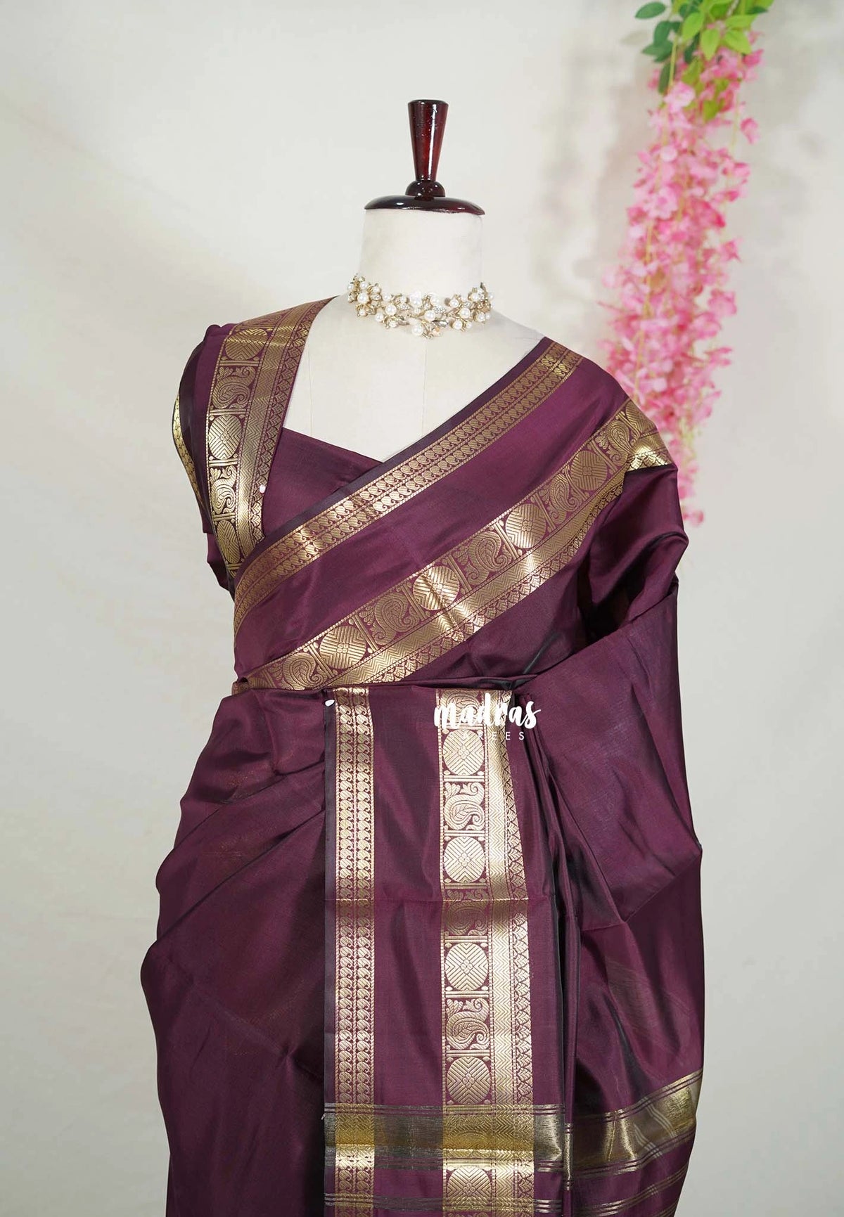 Wine Brown - Kanimozhi - Premium Soft Silk Plain with Mango Border - Best for Wedding Functions