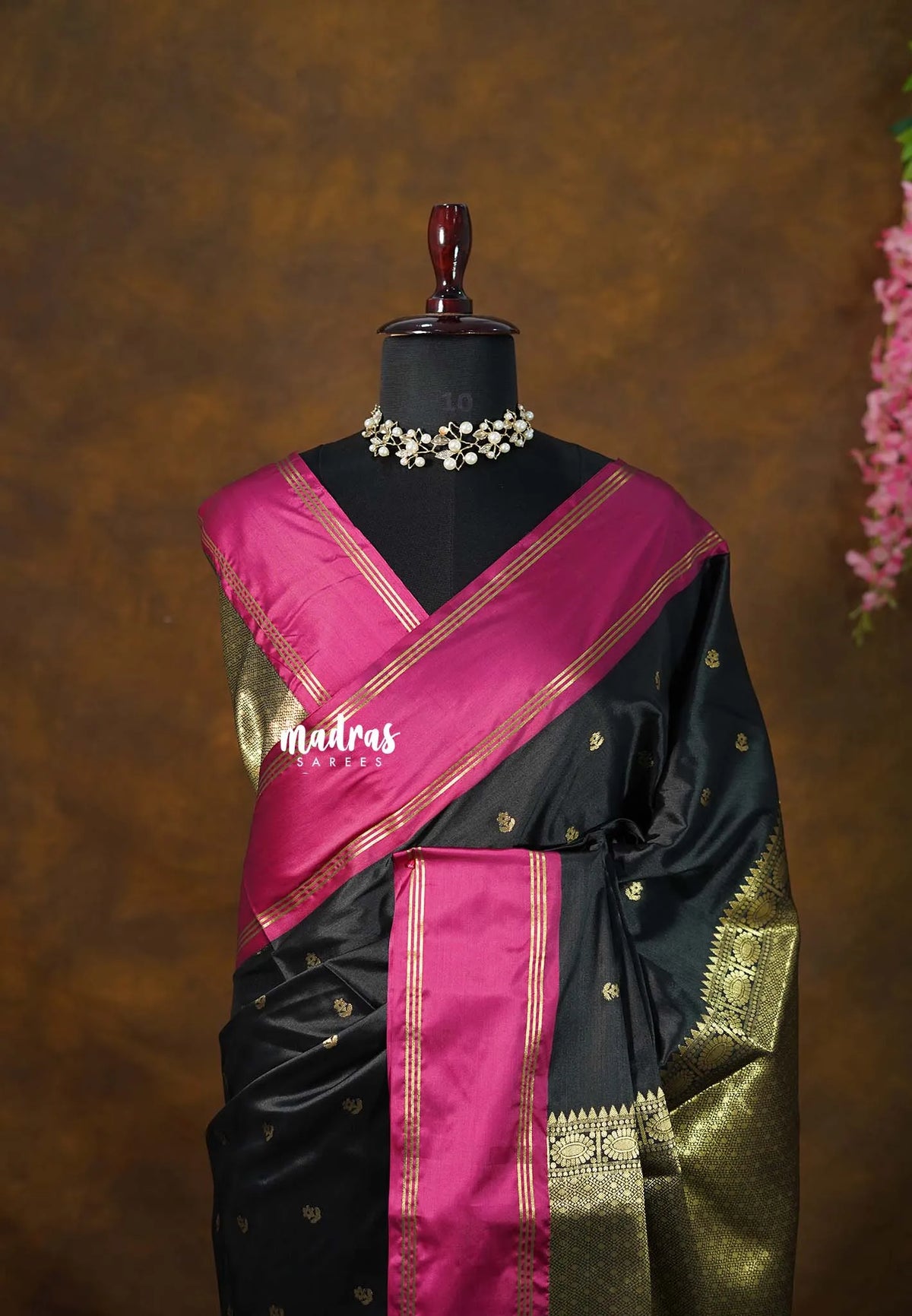 Nightfall Black - Kanimozhi - Soft Silk with Rettapet Border - Best for Festive Wear