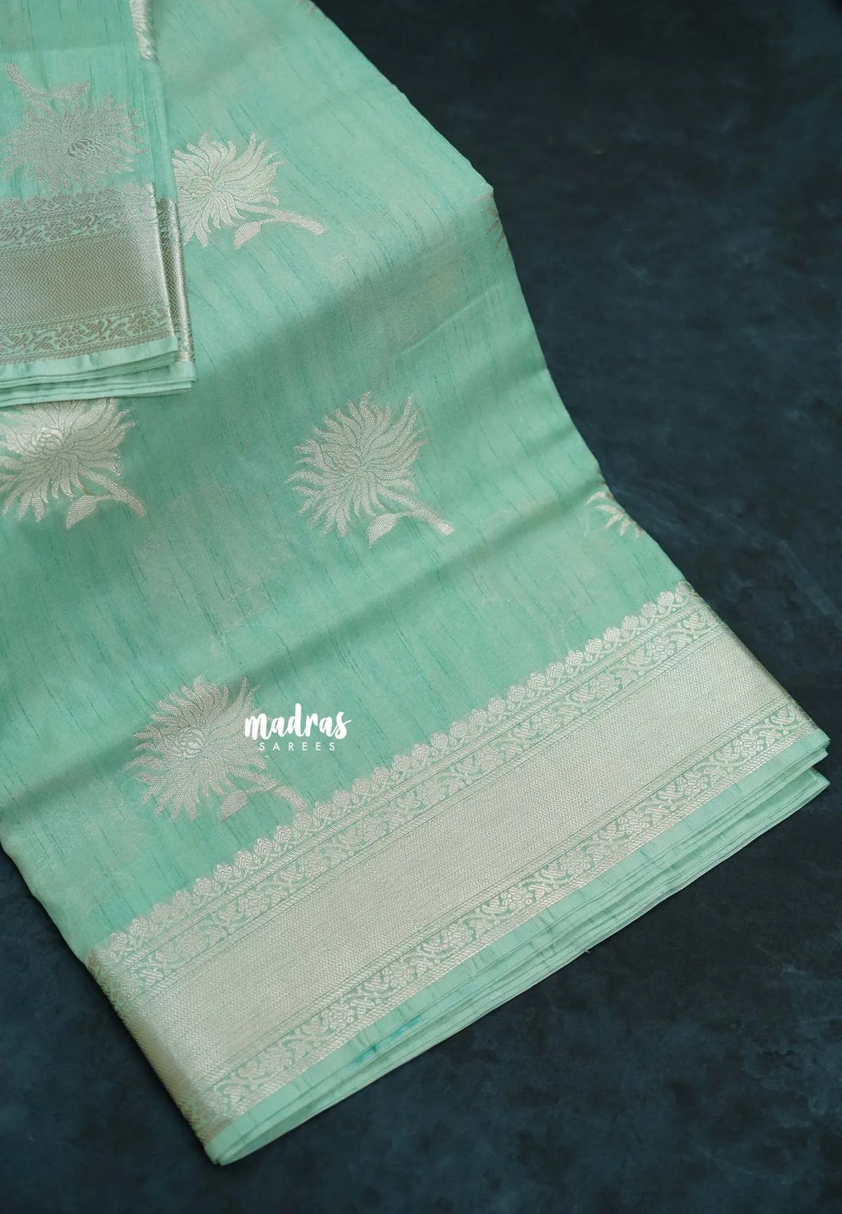 Light Aqua Green - Kanimozhi - Soft Silk with Grooves Zari Flower Buttas in Body with Zari Border - Best for Small Functions