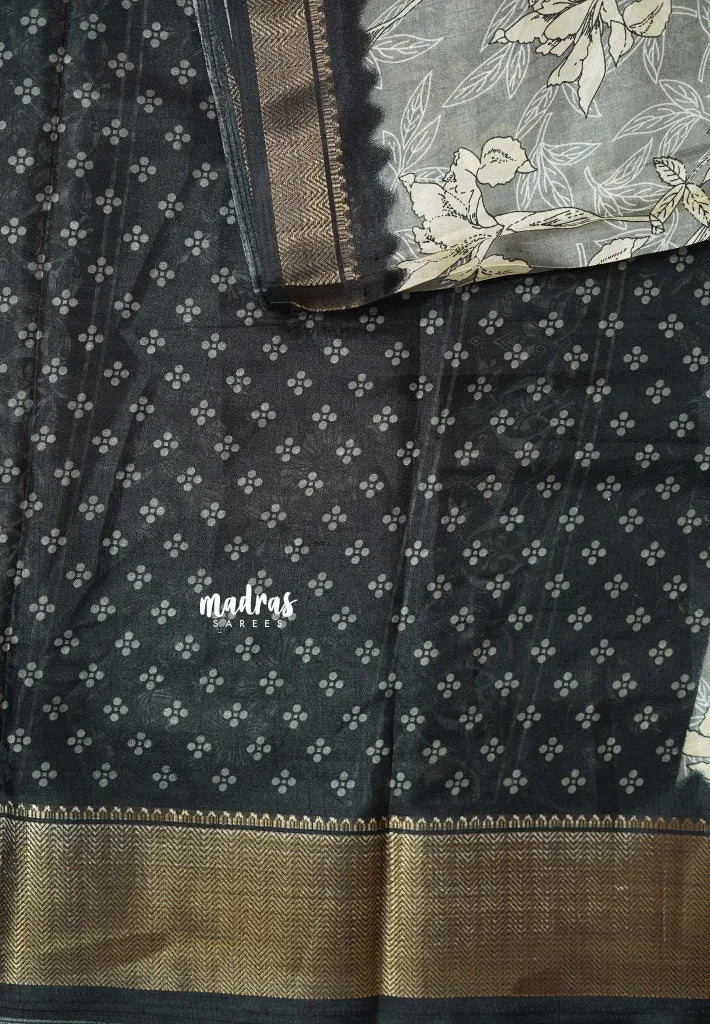 Pastel Grey - Light weight Vasundra printed silk with floral prints