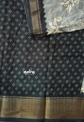 Pastel Grey - Light weight Vasundra printed silk with floral prints