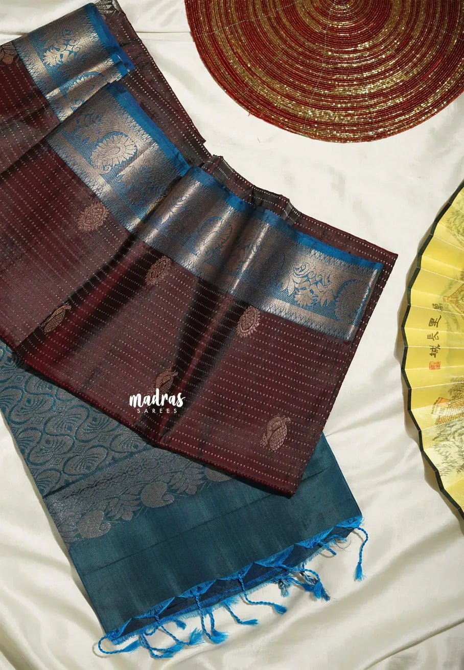 Dual Shade Coffee Brown - Kumudavalli - Light Weight Kanchivaram Wedding Bridal Silk Saree Zari Weaving Stripes with Buttas and Traditional Border - Perfect for Wedding Functions