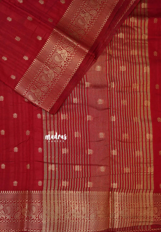 Majestic Maroon - Madhuram - Soft Matka silk with grooves body and temple peacock border