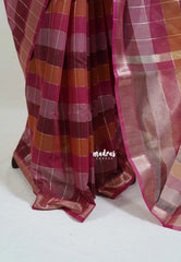 Berry Rose Shades - Maheswari - Premium Lightweigt Cotton Silk with Madrs Checks Body and Zari Line - Best for Casual Wear