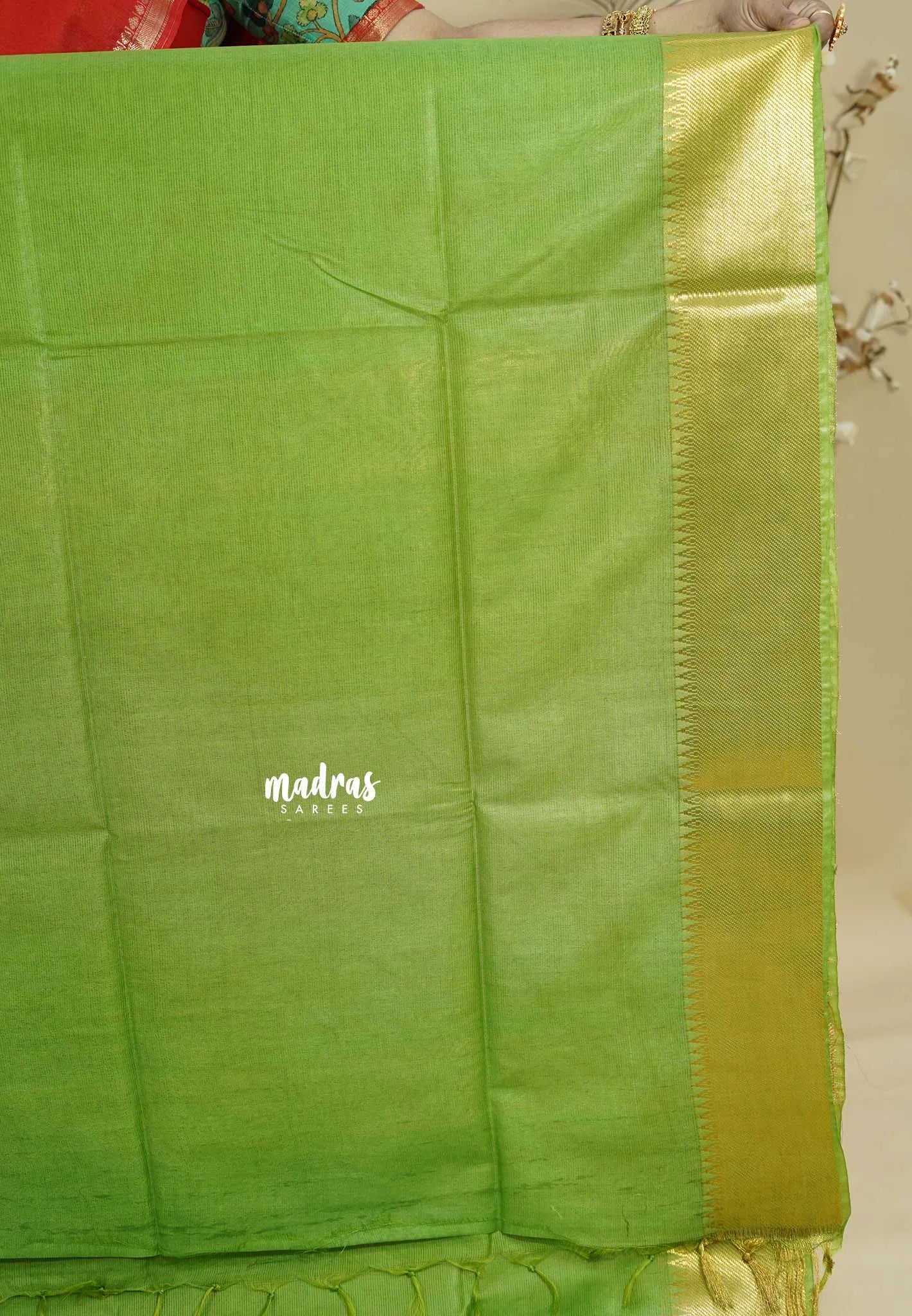 Pretty Parrot Green - Mangalgiri semi pattu with golden getti border