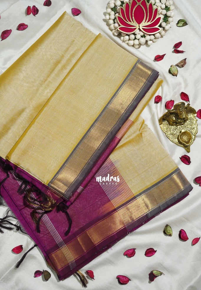 Golden Ivory - Meenakshi - Light Weight Pure Silk Cotton Saree Plain with Small Getti Border Contrast Pallu and Blouse - Perfect for Wedding Functions