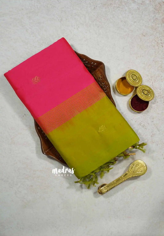 Radium Pink - Mookuthi Amman silk cotton getti zari border with buttas